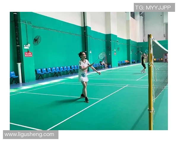 张芳独家分享羽毛球技巧与心得助你提升球技的全方位指南