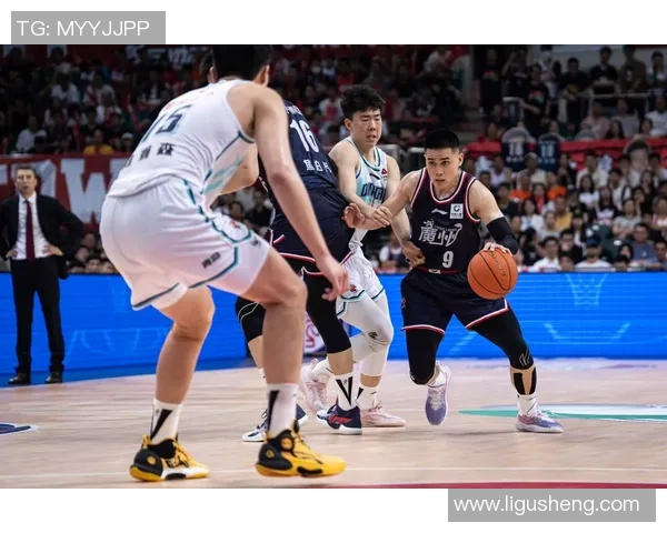 2021年CBA赛季广州队与江苏队精彩对决回顾与分析 2021年CBA赛季广州队与江苏队精彩对决回顾与分析