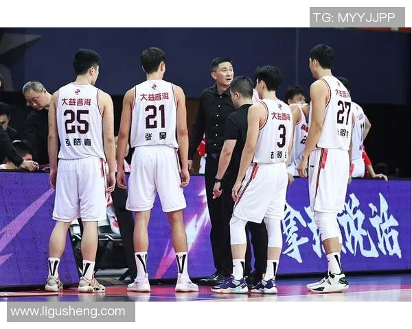 任骏飞领衔新赛季篮球盛宴展现实力与团队合作精神的精彩瞬间 任骏飞领衔新赛季篮球盛宴展现实力与团队合作精神的精彩瞬间